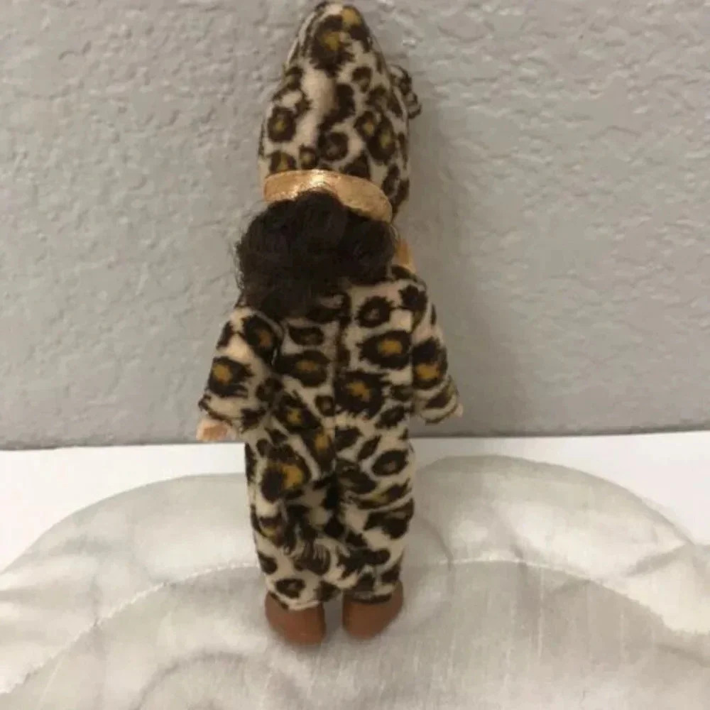 McDonalds Exclusive Madame Alexander Tiger / Cat Girl Collectible 5" Dolls - Picture 2 of 2
